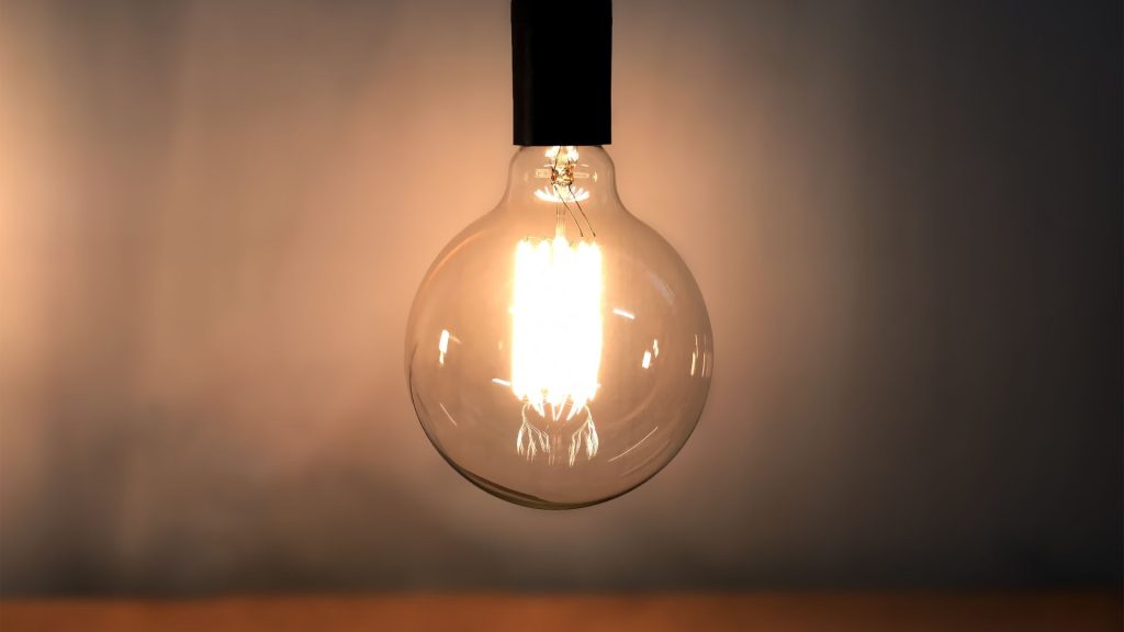 El Gobierno cambiará el sistema de cálculo de la tarifa regulada de la luz